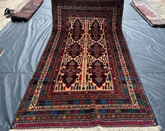 ヴィンテージ バルーチウールラグ：4 x 7フィート、幾何学模様の