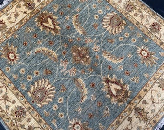 Round / Square/ Wall Rug