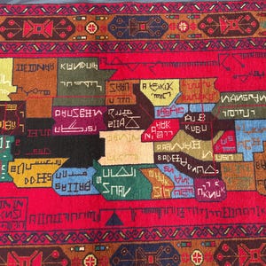 Tapis décoratif mural afghan fait main 4 x 7 pi rouge - tapis de collection pictural unique, oeuvre d'art tribale géométrique, carpette vintage en laine