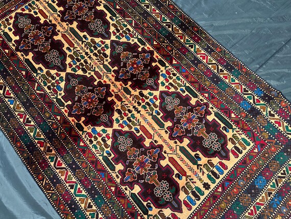 ヴィンテージ バルーチウールラグ：4 x 7フィート、幾何学模様の