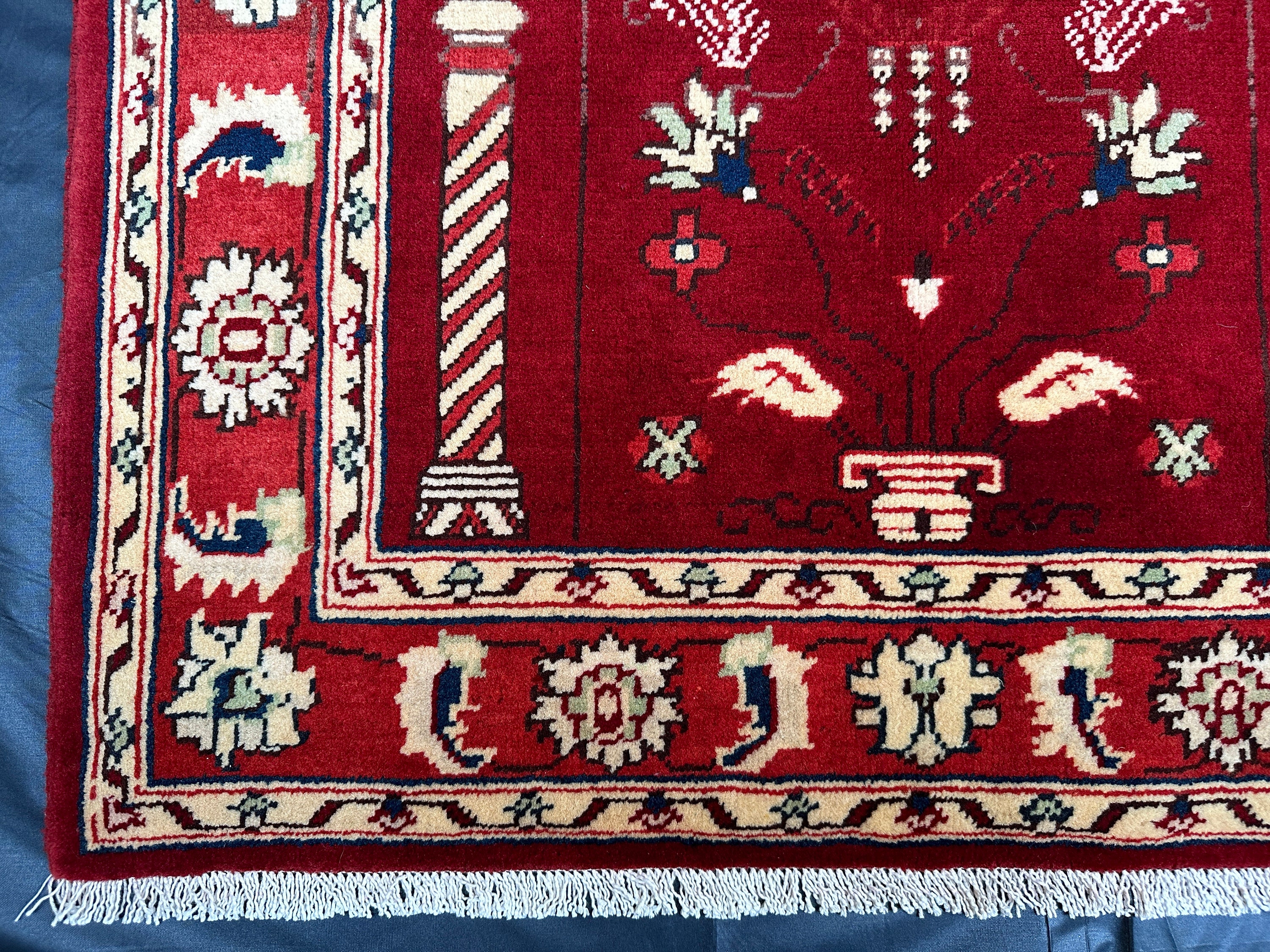 ヴィンテージアフガニスタン手織り段通　193×112 幾何学模様のウールラグ ヴィンテージアフガニスタン手織り段通 193×112 幾何学模様の