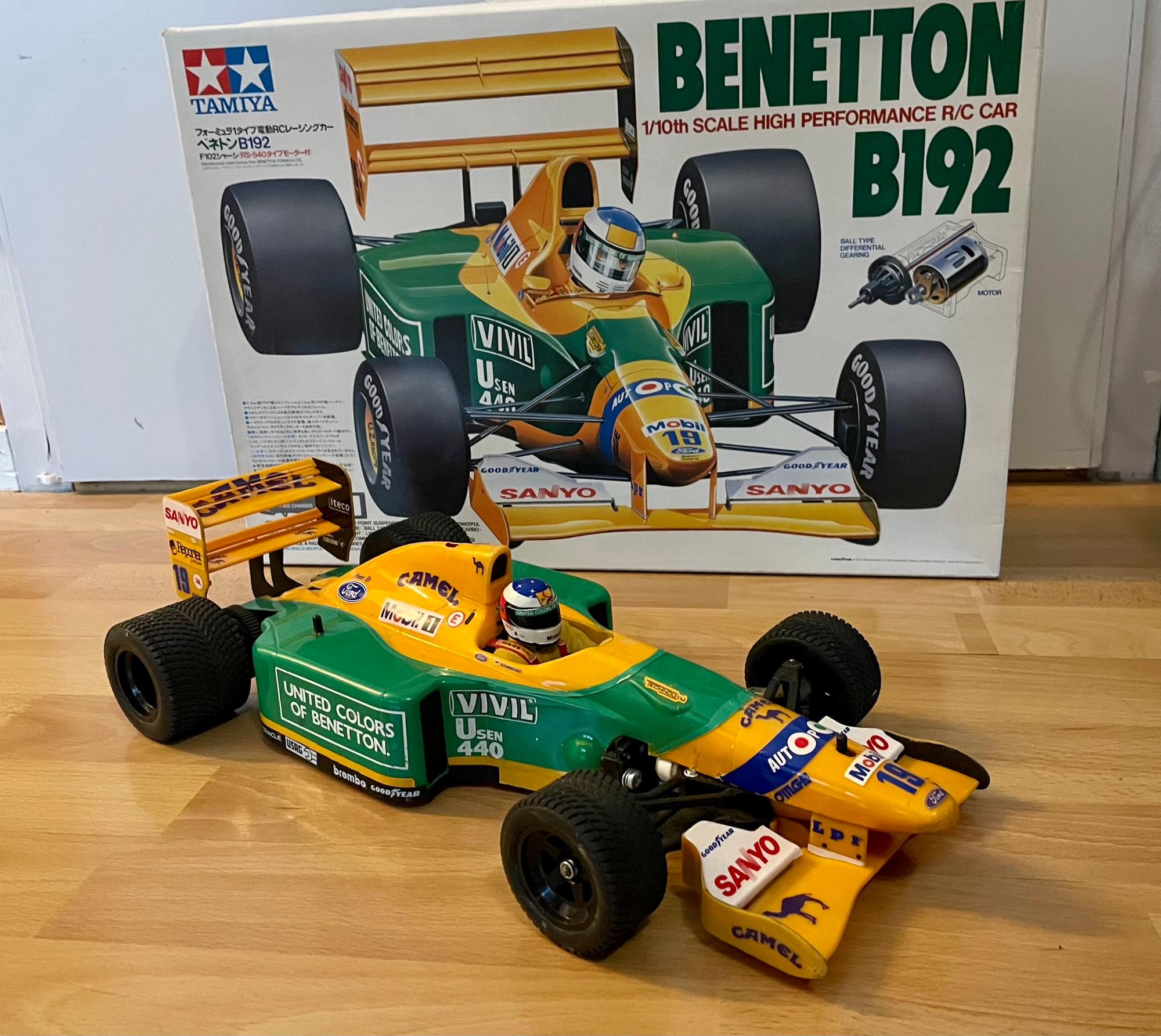 タミヤ BENETTON B192 ラジコン Rare Vintage 90s Formula 1 TAMIYA RC Benetton B192 Scale 1:10 GP