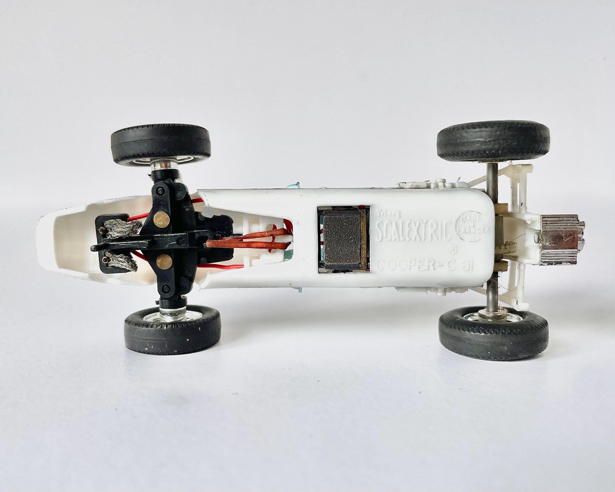Set De Circuit Scalectric 1/32 F1 Des Années 60 - Bon état Et Fonctionnel
