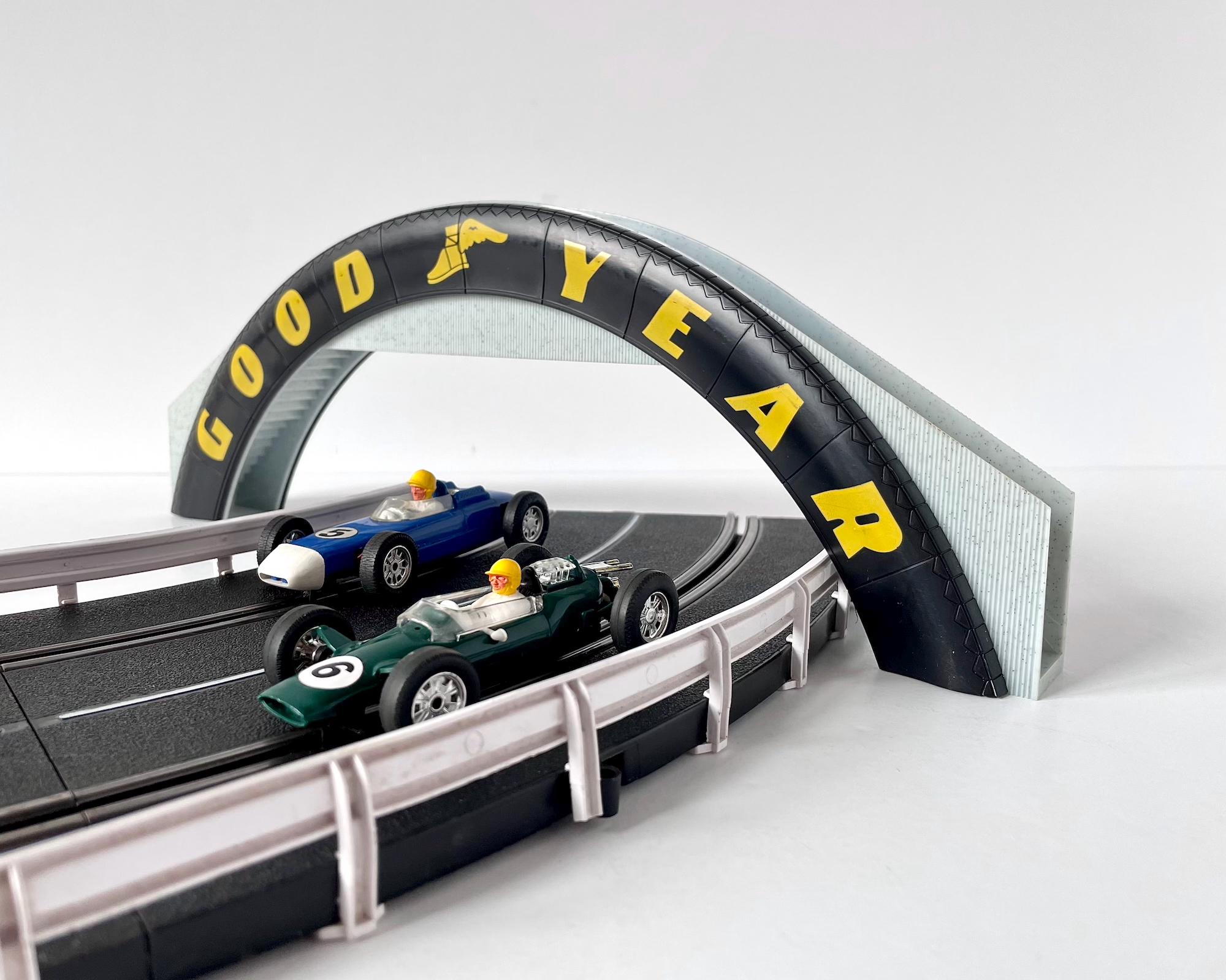 Original 80s Scalextric 1:32 Goodyear Foot Bridge New In Box Carrera Race  Track Slotcar Made in Great Britain Plastic Model Toys Vintage
