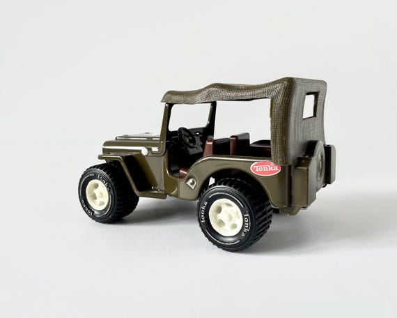Vintage 1960s TONKA Truck Mini Army Military JEEP G-452-8, Pressed
