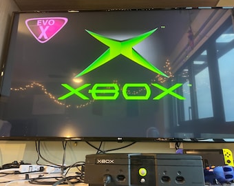 Xbox originale con HDD da 1 TB, condensatori sostituiti, pasta termica sostituita, condensatore dell'orologio rimosso.
