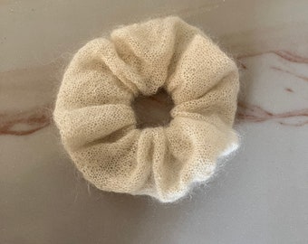 Mohair scrunchie solid color
