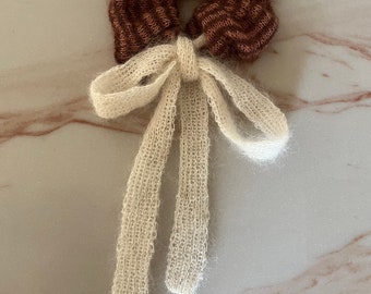 Mohair scrunchie with tie