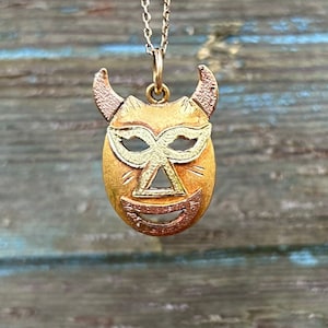 Vintage 18k Solid Yellow Gold Mask Charm Pendant
