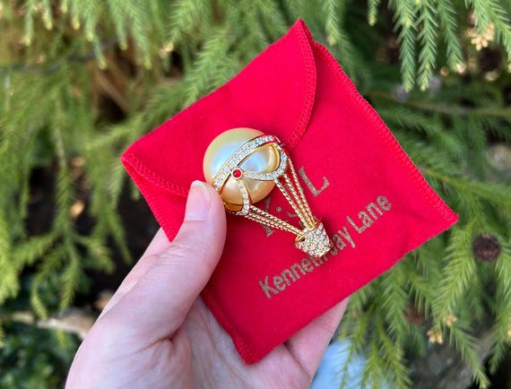 Kenneth Jay Lane Hot Air Balloon Brooch Pin, sign… - image 6