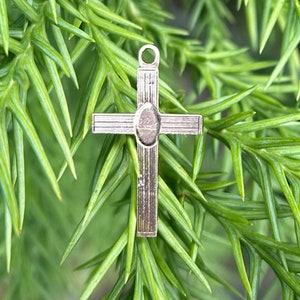 Vintage 14k Solid Yellow Gold Cross Charm Pendant Circa 1960