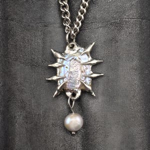 Cybercore Spiky Pearl Necklace - Liquid Metal Thorn Pendant - Handmade Alternative Jewelry
