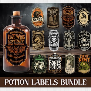 Könnte beinhalten: Eine Sammlung von Vintage-Potion-Etiketten mit verschiedenen Designs, darunter "Fledermausflügel-Extrakt" und "Schlangen-Gift". Die Etiketten sind in Braun-, Orange- und Grüntönen gehalten, mit dekorativen Rändern und gotischen Schriftarten. Das Bild zeigt auch eine braune Glasflasche.