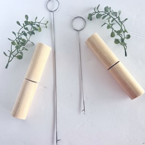 Silicone Wristlet Knot Gripper & Loop Turner Set