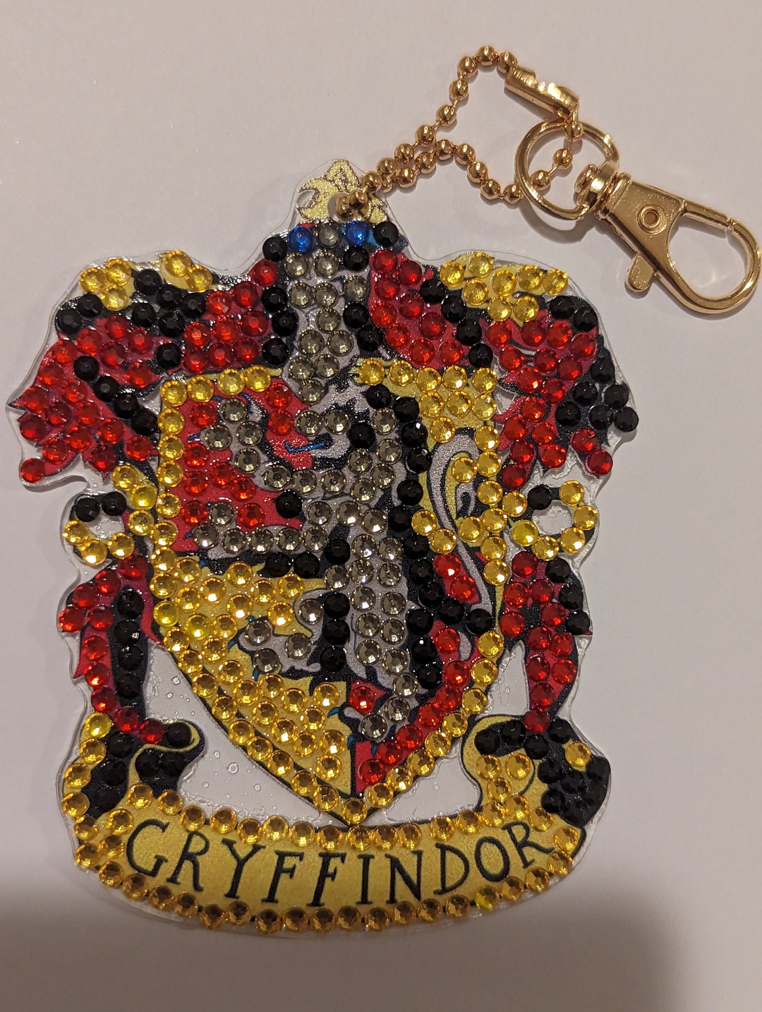 Gryffindor Crest Keychain - Etsy