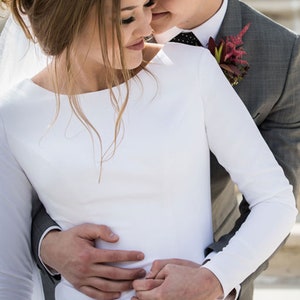 Elegant Modest crepe wedding dress with long sleeves