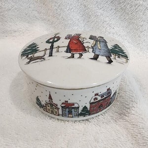 Studio Nova Porcelain Christmas Shoppers Round Shape Trinket Box