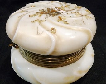 Wavecrest Powder Jar Victorian Art Glass Dresser Box Hand Painted Perfect hinge