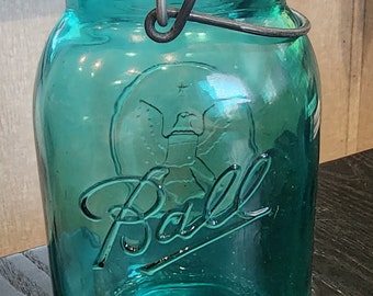 Ideal Ball Blue Green Jar Made In USA Bald Eagle Star Design! Vintage