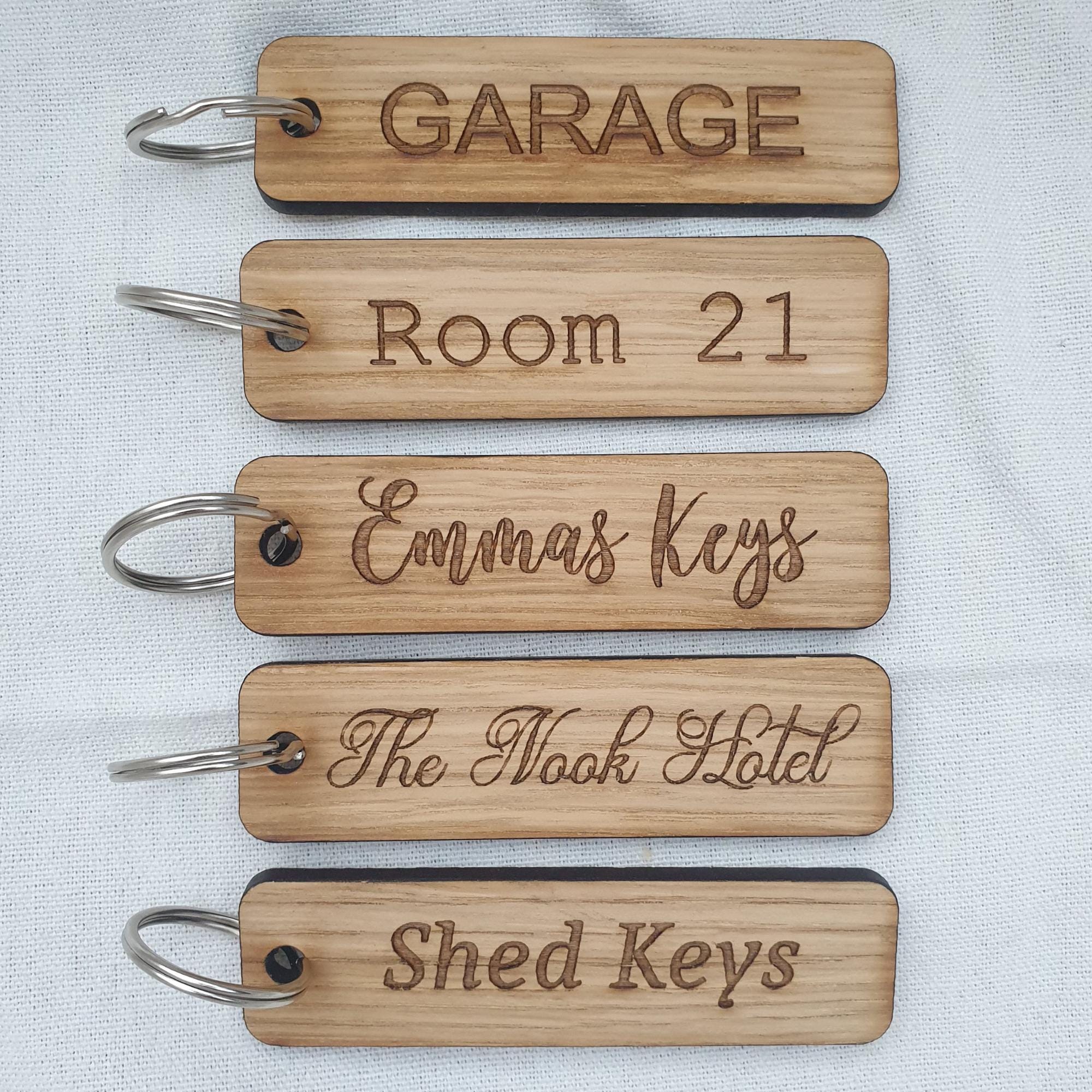 Personalized Oak Keyring: Engraved Wood Key Fob