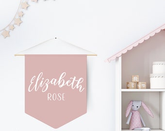 Benutzerdefinierte Mädchenzimmer Dekor Wimpelkette Mädchenzimmer Wanddekoration Spielzimmer Girlhood Banner Personalisierte Mädchenzimmer Banner