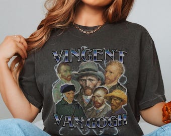 Może przedstawiać: Szary t-shirt z nadrukiem w stylu vintage przedstawiającym Vincenta van Gogha i jego autoportrety. Tekst "Vincent van Gogh" jest wydrukowany pogrubioną, stylizowaną czcionką.