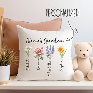 Personalized Birthflower Pillow, Gift for Grandma, Gift for Mom, Mother&#39;s day gift, Custom Grandma&#39;s Garden Pillow, Farmhouse Pillow for mom