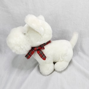 1983 Dakin White Sitting Scotty Puppy Dog Plush