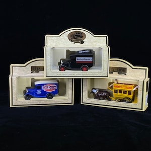 3 Vintage Lledo Days Gone Diecast Models, Madame Tussaud’s, Sunday Express, Ever Ready.