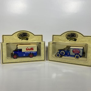 Days Gone, Eat Well - Eat Walls van, Walkers Potato Crisp Car.