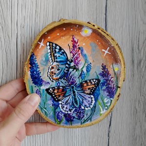 Hand painted wood slice, wooden butterfly decoration. Original art on round base, gift idea. Floral acrylic painting