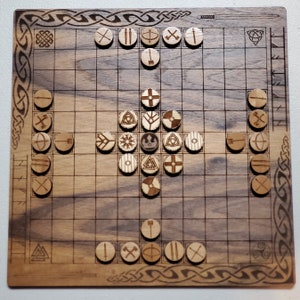  TOKZON Hnefatafl Viking Chess Set, Hnefatafl Board