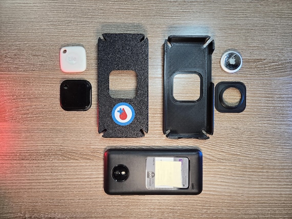 Diabetic OmniPod 5 PDM AirTag/Tile Black Case | W/ Diabetic Symbol