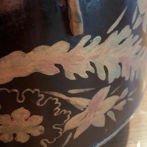 Rare  Rafraîchissoir à Verres (Verrière) en Tôle Peinte – Époque Restauration (XIXe) – Décor Floral Doré –