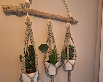 Macrame hanging