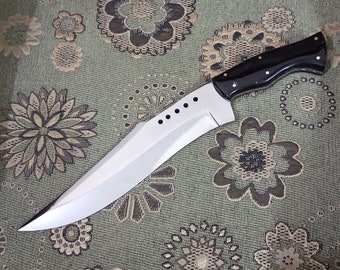 Handmade D2 Steel blade hunting knife, Skinner knife, Outdoor knife, Camping knife With Buffalo horn handle,