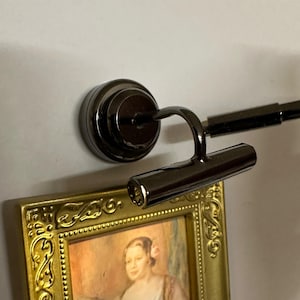 Miniature Touchless operation sensor with Wand 1:12  Wall picture art lamp light LED Dollhouse No-touch No-Switch Stick Fairy Magic