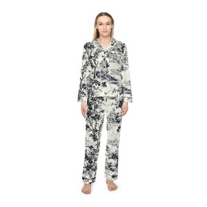 Satin dior pyjamas sale