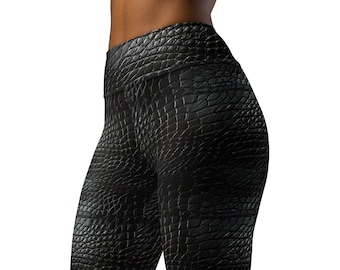 Alligator Skin Leather Printed Comfy Leggings with Inside Pocket, Black Spandex Leggings with Pocket, Unique Tights, Polyester Yoga Leggings