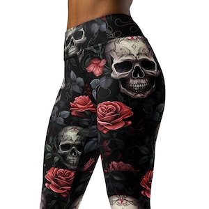 GOTH VALENTINE, Gothic Leggings, Rose Flower Patterned Skull Leggings with Pockets, Gothic Fashion, Skin Tight Gym Yoga Pants, High Waisted