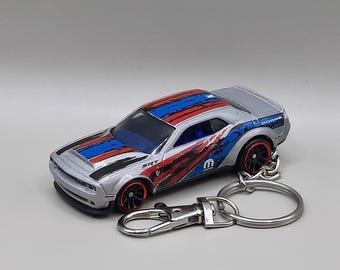 2018 Dodge Challenger Keychain in Gift Box, Mopar Hemi SRT Demon