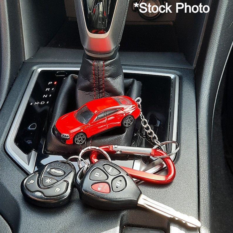 Chevrolet Corvette Keychain Orange Chevy C6 Convertible, Hot Wheels Diecast Collectible