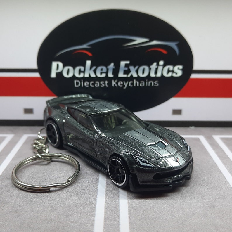 Chevrolet Corvette Keychain or Ornament, Silver Chevy C7 Z06 Stingray