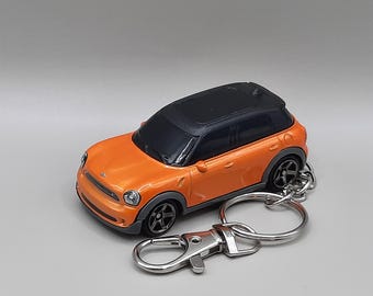 Llavero Mini Cooper Countryman en caja de regalo