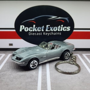 1972 Chevy Corvette C3 Stingray Keychain: Chevrolet Sliver Hot Wheels Gift