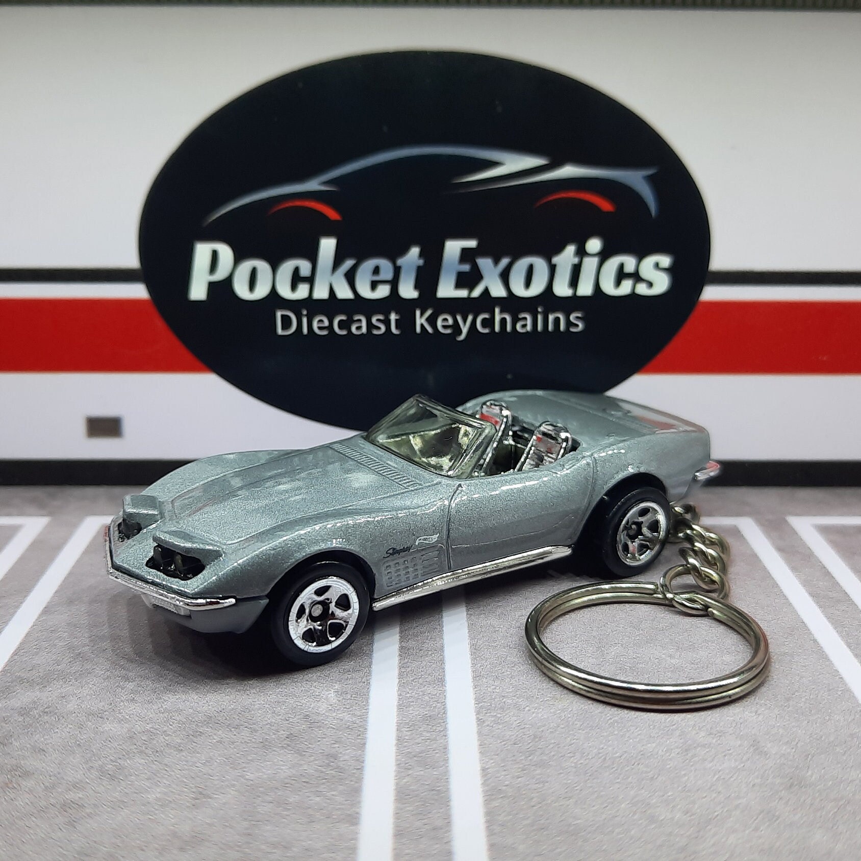 1972 Chevrolet Corvette Stingray Keychain Convertible Silver C3