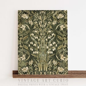 Könnte beinhalten: Ein Vintage-Blumenmuster mit einem symmetrischen Design aus weißen Blüten und grünen Blättern auf dunkelgrünem Hintergrund.