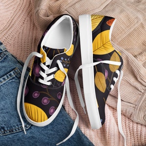 Autumn leaves Women’s lace-up canvas shoes