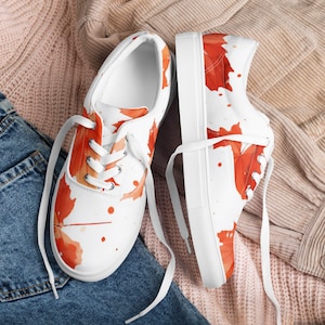 Sapatos femininos de lona com cadarço em folha de bordo