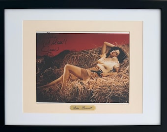 Jane Russell, 100% Guaranteed Hand Signed 'The Outlaw'  Photo - With COA, Certificate Of Authenticity. Black Framed 40cm x 30cm.
